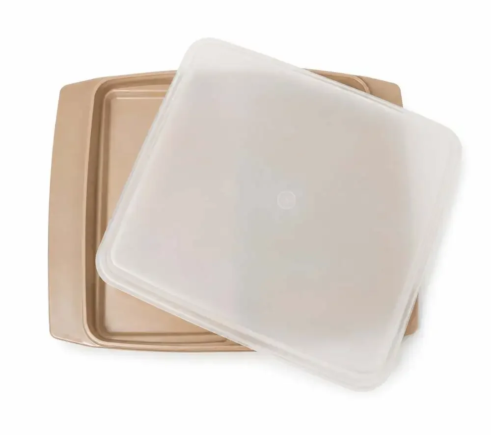 Vintage Tupperware Almond Rectangular Food Carrier or Cake Server with Sheer Lid